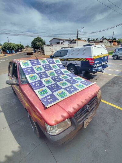 Imagem da notícia Motorista é agredido e tem carro roubado após oferecer carona para dupla em Costa Rica